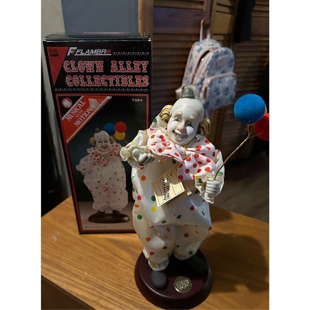 Flambro Circus World Museum Mechanical Movement Clown Grotesque Musical Song